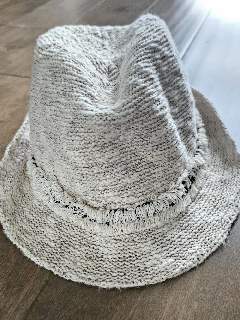 Zara girls hat